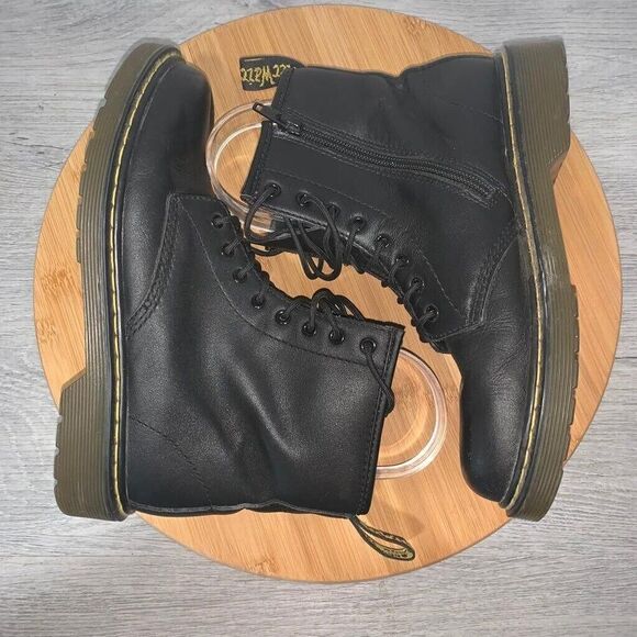 Doc Dr Martens Black Delaney Leather Boots Women’s Size 5 Men’s 4 Side Zip - Picture 8 of 10